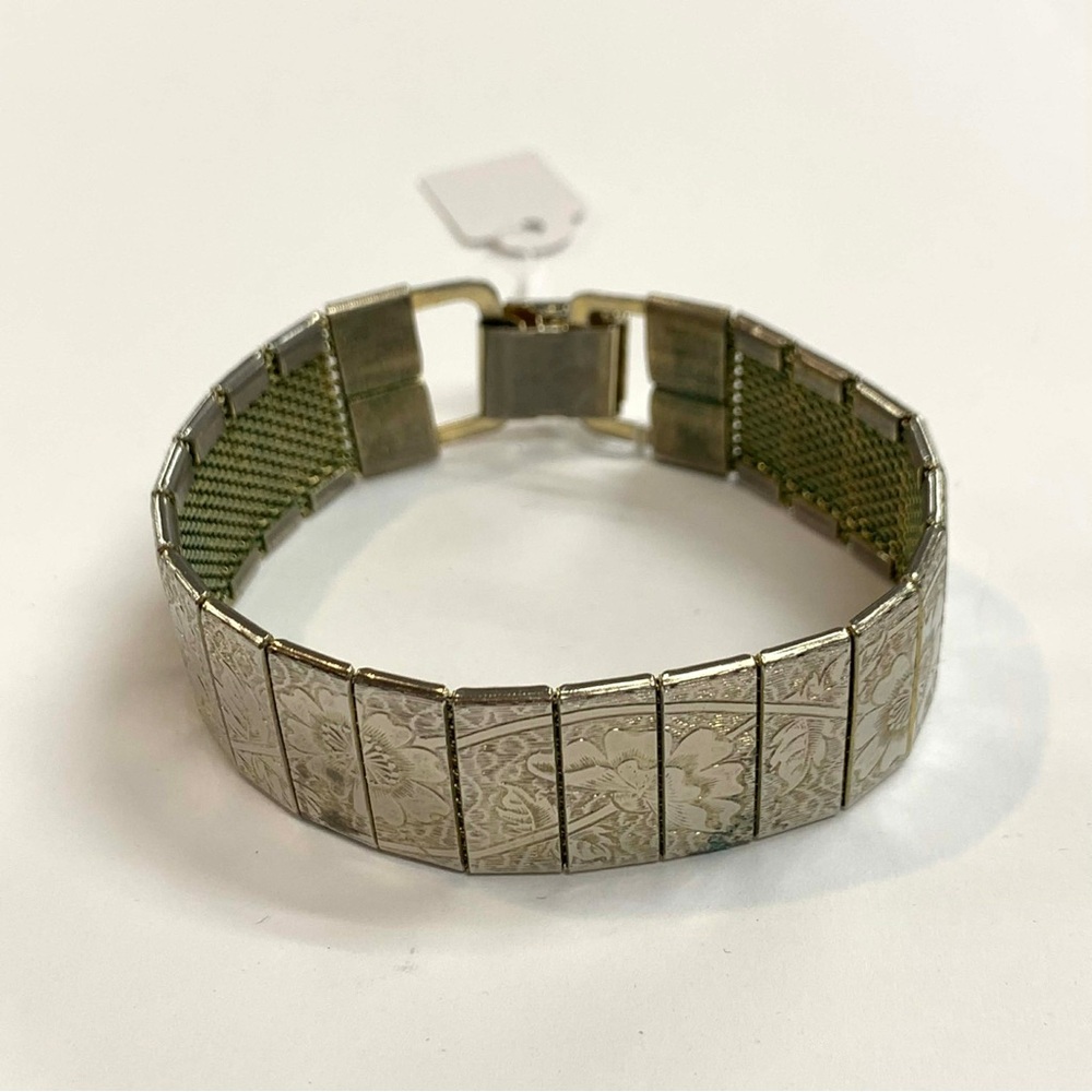 Elegant Silver Bracelet
